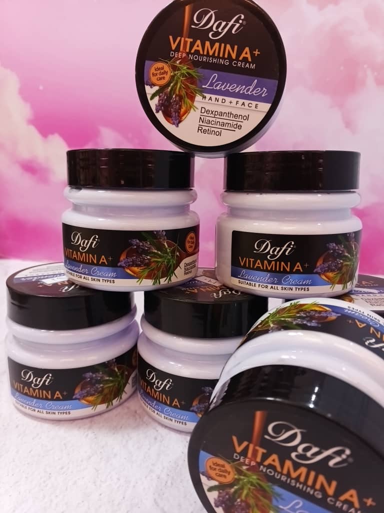 کرم مرطوب کننده دافی 