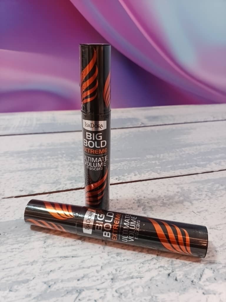 ریمل حجم دهنده ایزادورا Big Bold Extreme